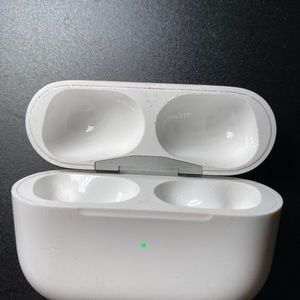 airpod pro charging case